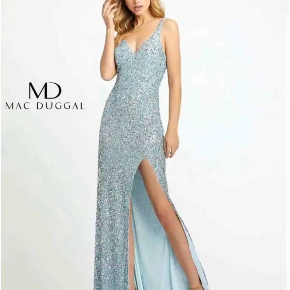 Mac Duggal Sequin Fishtail Gown in Powder Blue Size 6